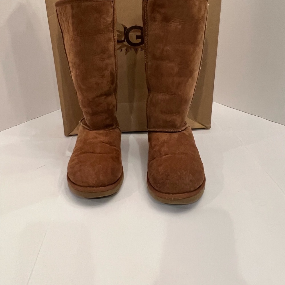 Ugg Chestnut Classic Tall women’s shearling boots, size 8 (style 5815). - Picture 5 of 11